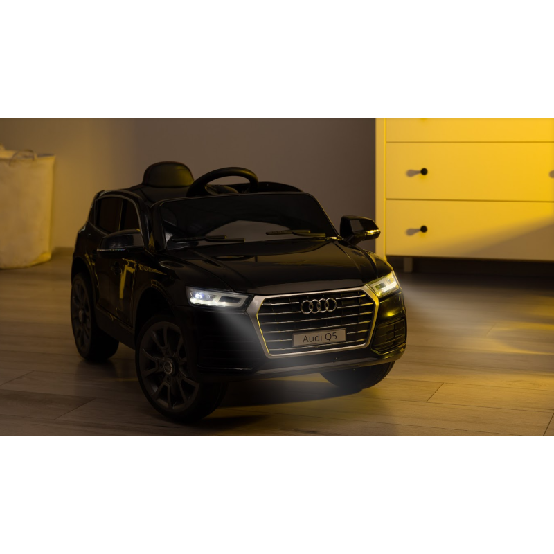 Електромобіль Caretero (Toyz) Audi Q5 Black