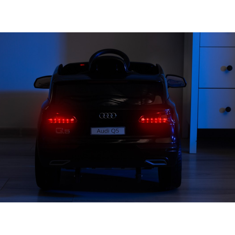 Електромобіль Caretero (Toyz) Audi Q5 Black