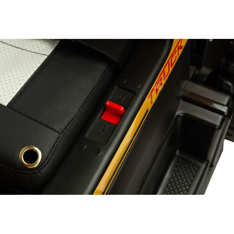 Електромобіль самоскид Caretero (Toyz) Tank Red