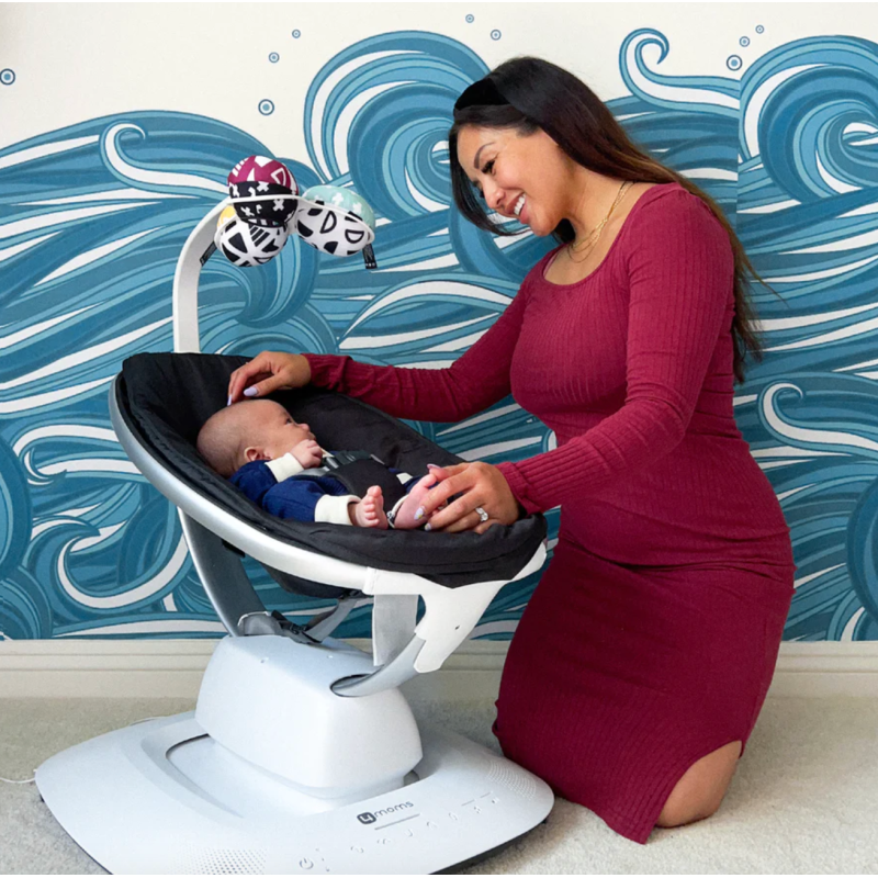 Крісло-гойдалка 4moms MamaRoo 5.0 Black classic
