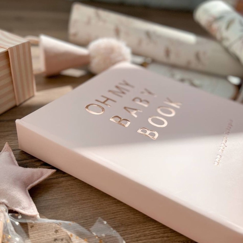 Oh My Baby Book для дівчинки рожевий (new)