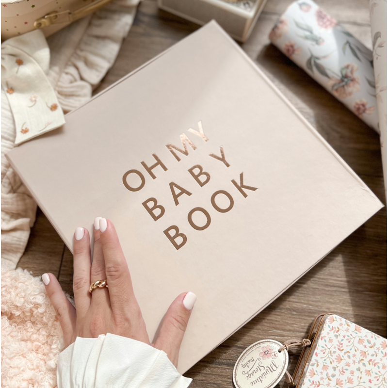 Oh My Baby Book для дівчинки рожевий (new)