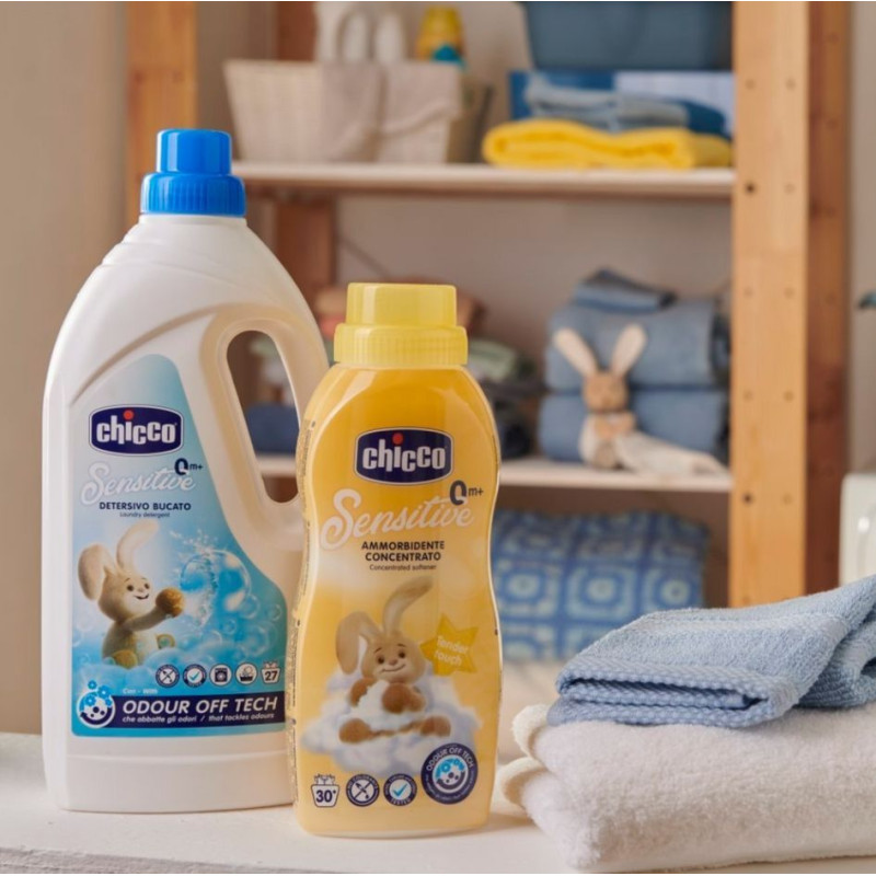 Пом’якшувач тканин Chicco “Tender Touch” серії “Sensitive”, 750 мл. 68294.10