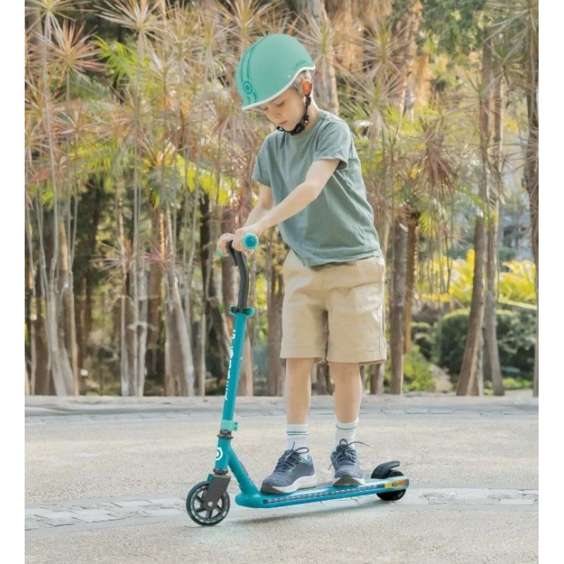 Електросамокат GLOBBER серії E-MOTION 6 зелений, з підсвіткою, 50кг, 6+, 2 колеса