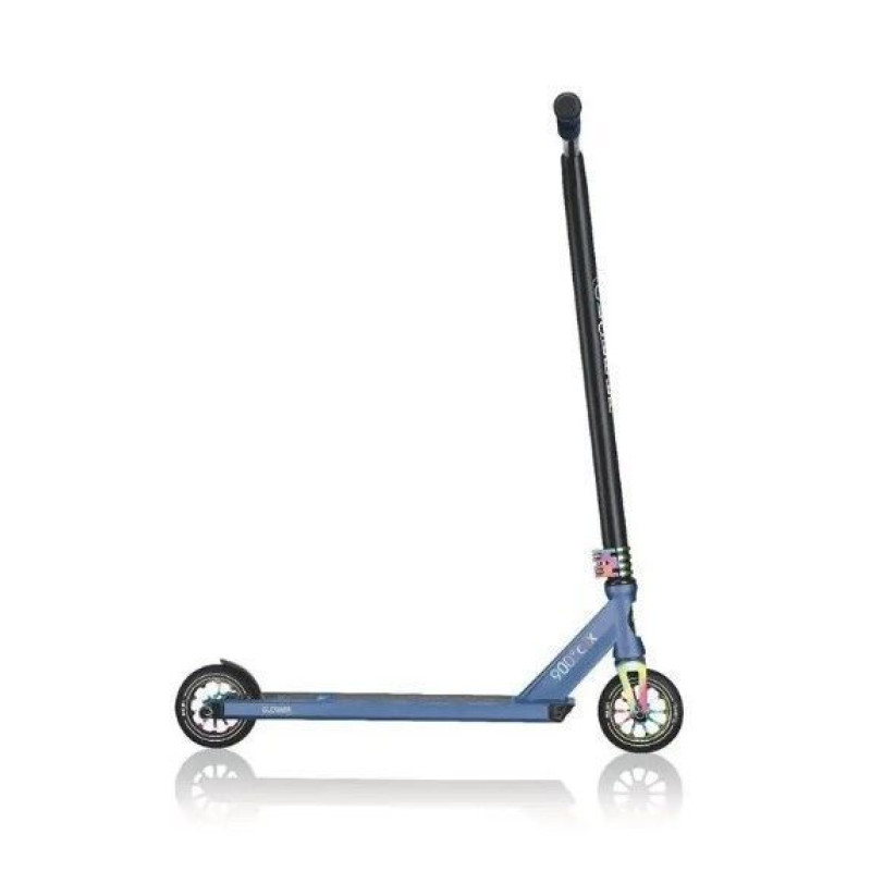 Самокат GLOBBER серії GS900 DELUXE чорно-синій, трюковий, з пегами, до 100кг, 8+