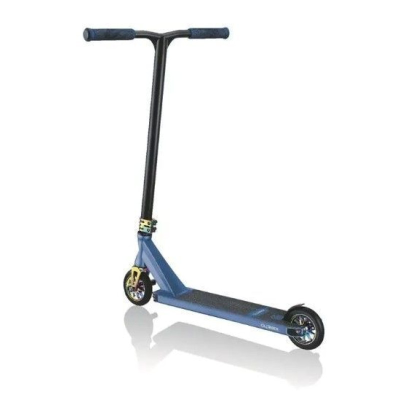 Самокат GLOBBER серії GS900 DELUXE чорно-синій, трюковий, з пегами, до 100кг, 8+