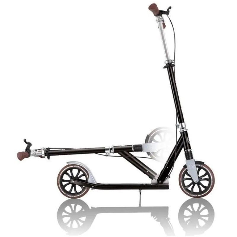 Самокат GLOBBER серії NL205 DELUXE, з ручним гальмом, чорний, 100кг, 8+