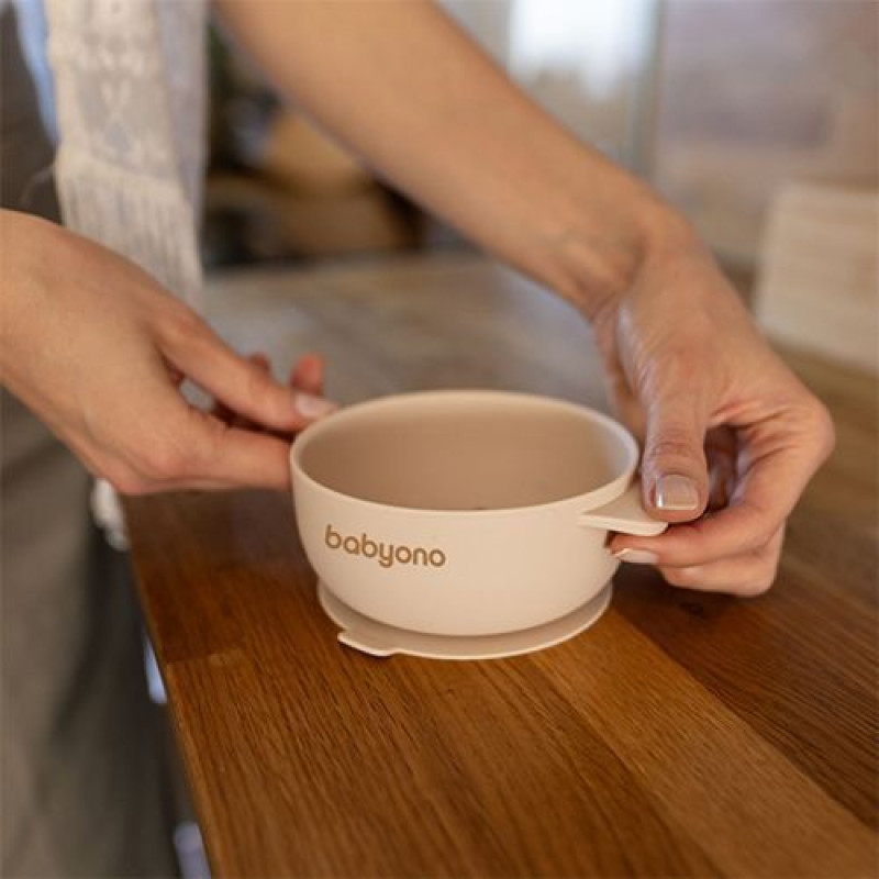 Силіконова миска Babyono з присоскою та кришечкою (Бежева) 1662/03