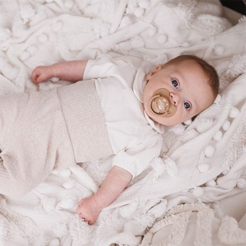 Пустушка анатомічна силіконова 0-6 міс. (беж/коричнева) BabyOno 1670/01